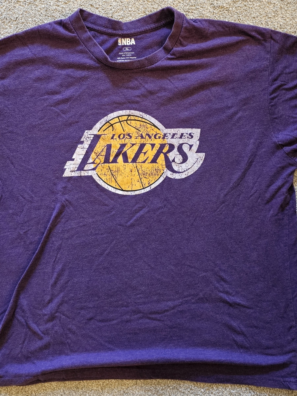 Vintage NBA Los Angeles Lakers Purple T‑Shirt with Yellow Logo